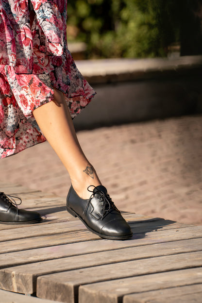 Cap-Toe Oxfords Bold